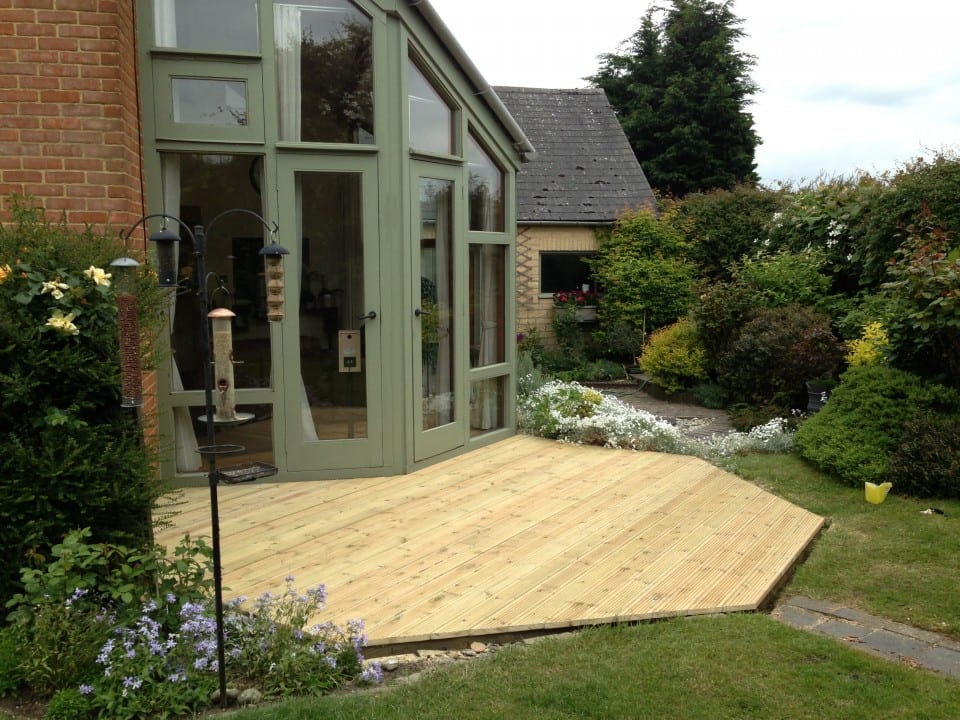 Read more about the article Hinto Waldrust Wooden Decking